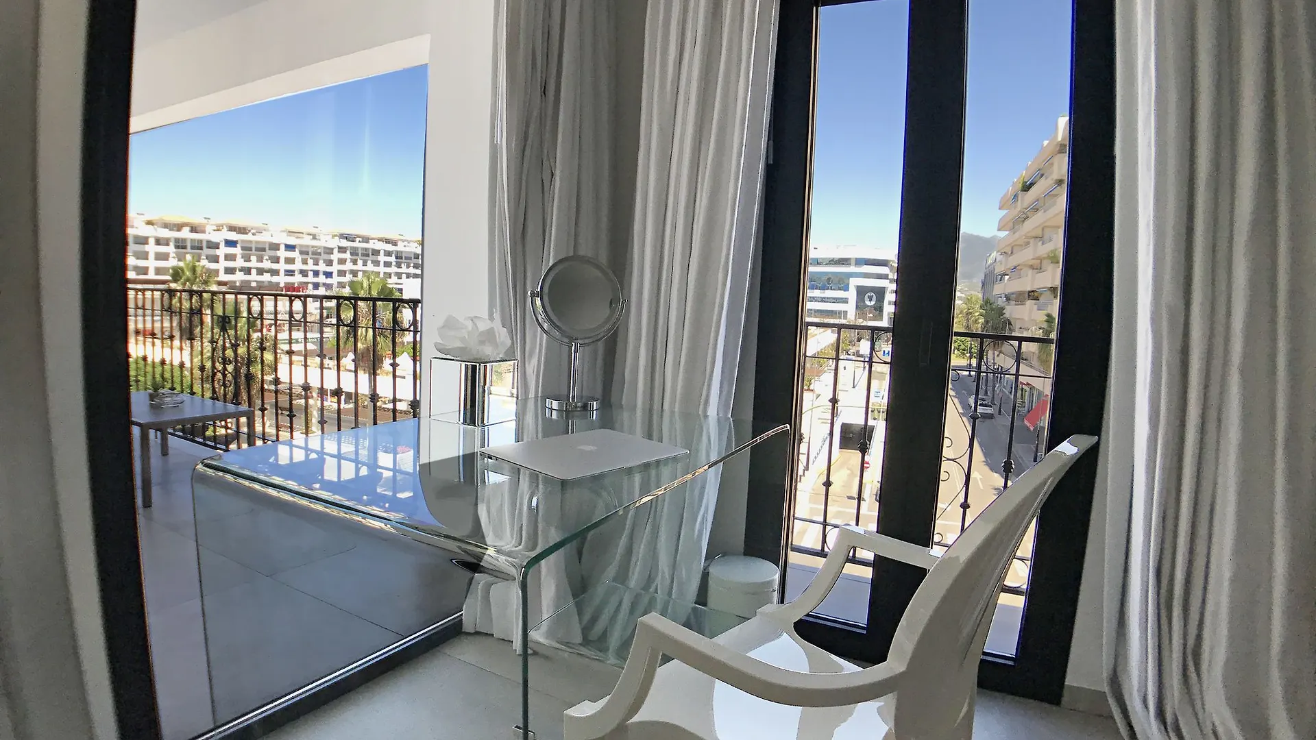 Apartment Contemporary 1 Bedroom Apt Puerto Banus Marbella Spain