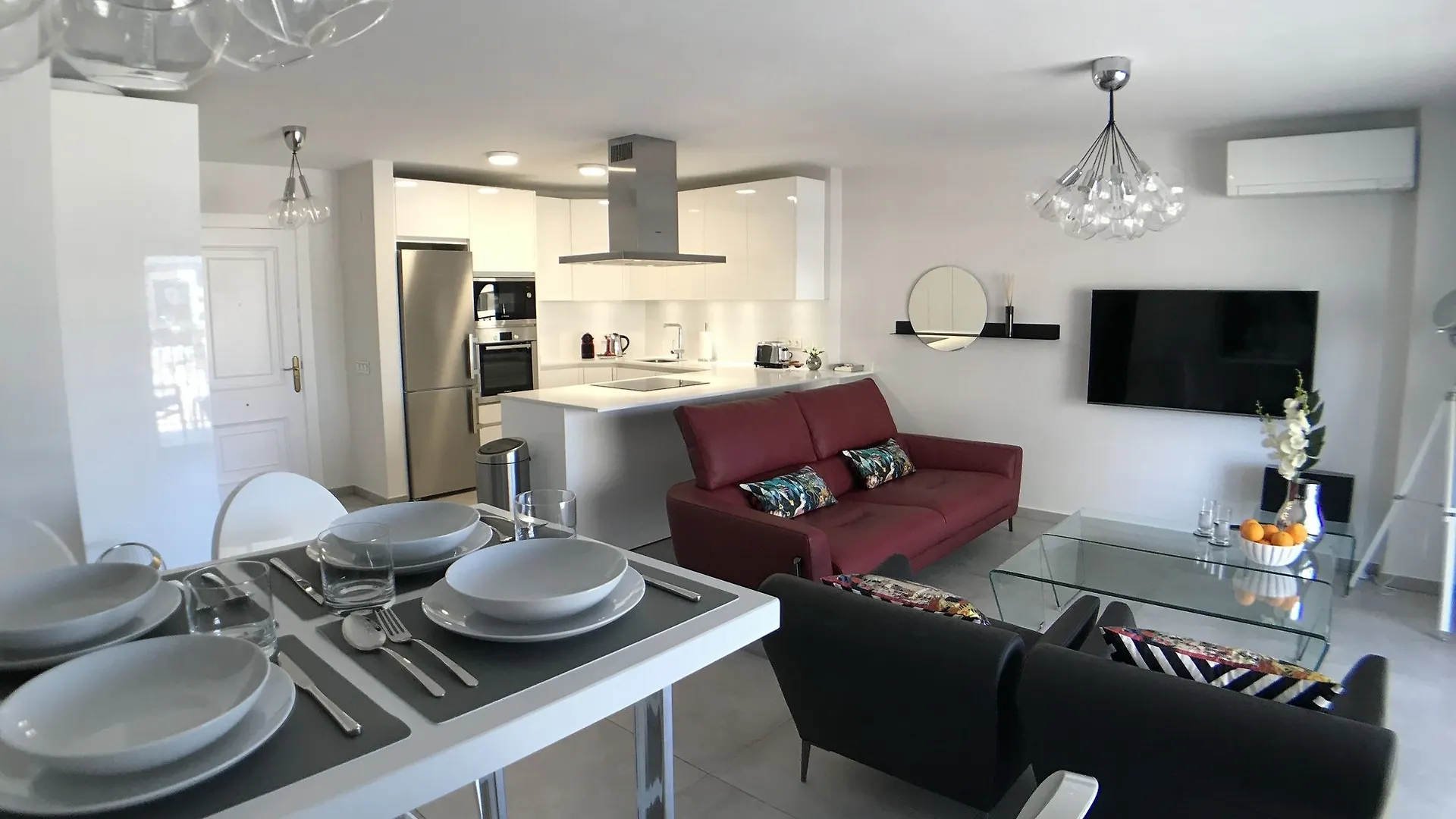 Apartment Contemporary 1 Bedroom Apt Puerto Banus Marbella